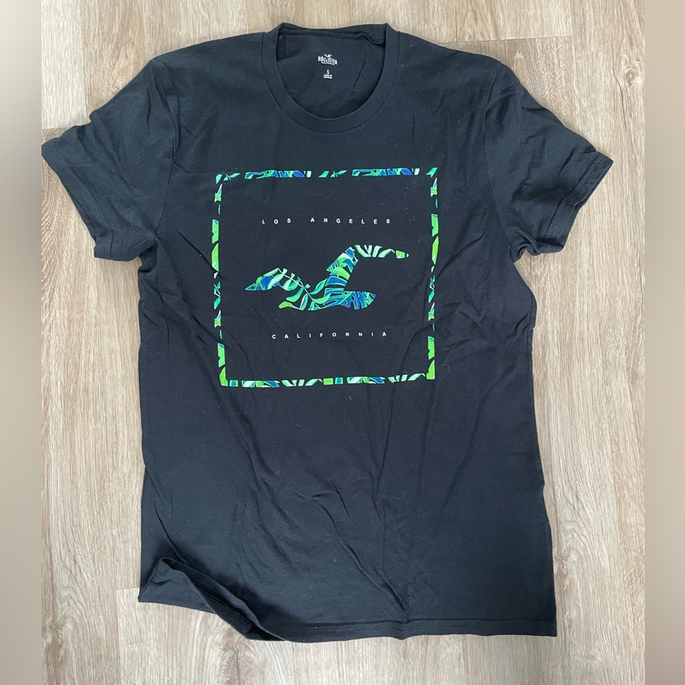 Graphic Hollister Tee [black]